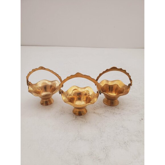 Vintage Brass Basket with handle - small brass round metal basket -minat… - Picture 6 of 10